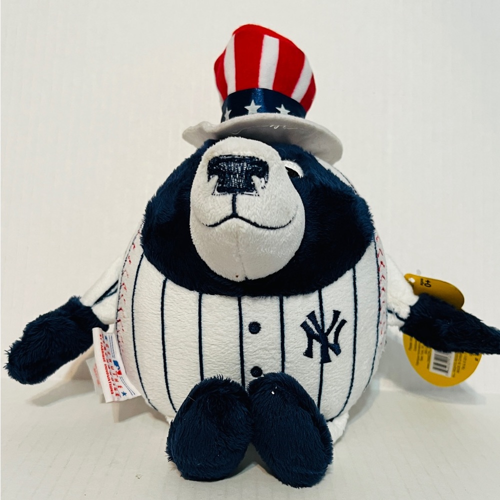 MLB NY Yankees Orbiez Sports Plush Baseball